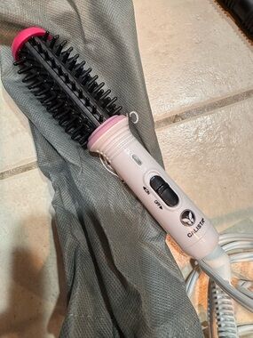 Calista Pink Ceramic mini curling Brush - Gentle Volume & Shine